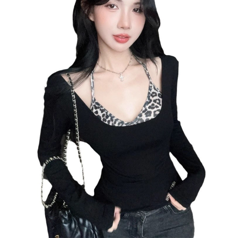 Dvodijelni set s leopard uzorkom halter vrh i dugi rukavi