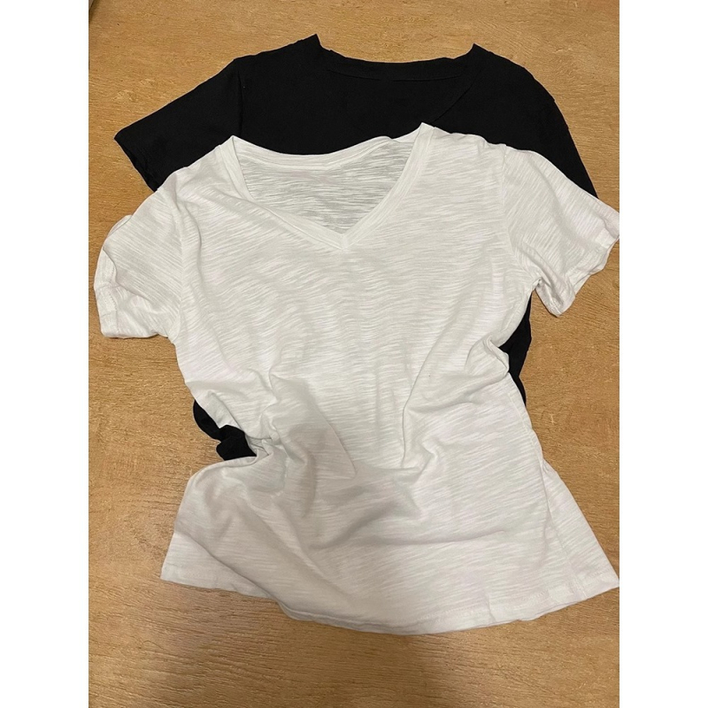 Ženski lagani bijeli T-shirt s V-izrezom, kratki rukavi, opuštena silueta, slub pamuk