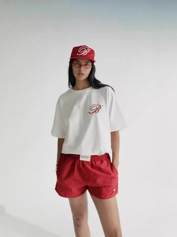 badbloood Klasična mikrooznaka, slobodan kroj, kratki rukav, bijela ženska majica s izvezenim detaljem, američki vintage stil, jesen 2024