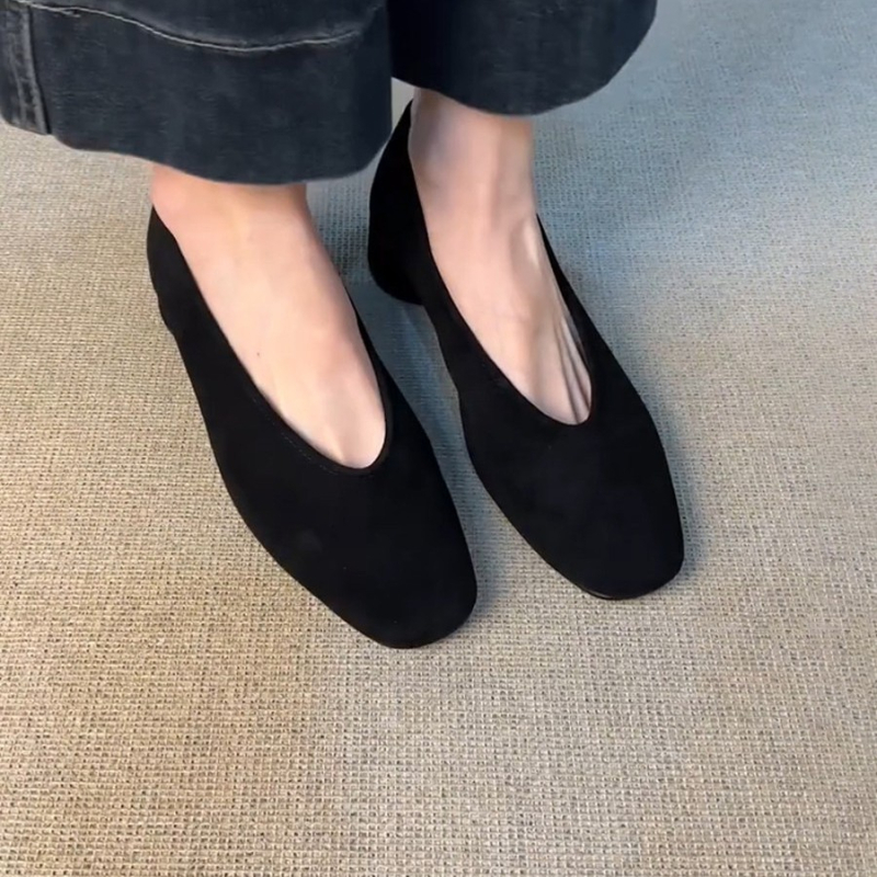Verzija od ovčje kože – francuski stil, minimalistički dizajn, četvrtasti vrh, debeli pet, slip-on ženske cipele
