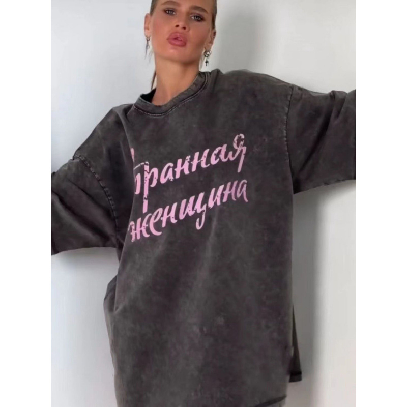 Ženski pamukasti T-shirt široke siluete s kratkim rukavima, okrugli izrez, izblijedjela crna, američki retro stil