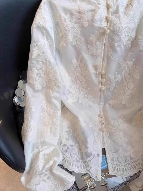 Nova bijela čipkasta košulja za žene u kineskom stilu, s kopčicama, ležernog kroja, lagani ljetni top s UV zaštitom A3661