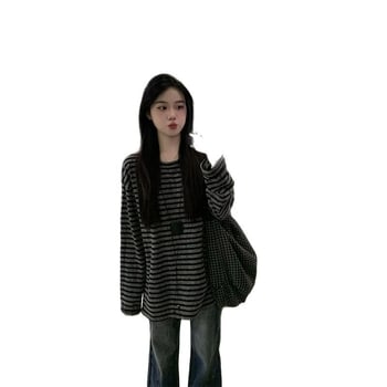 Ženska majica s dugim rukavima u korejskom stilu, blok boja i pruge, opuštena silueta, jesen 2025