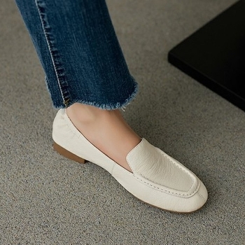Loaferice od kože koze, izuzetno mek potplat, bijele kožne slip-on cipele, ravna potplata, retro stil bake