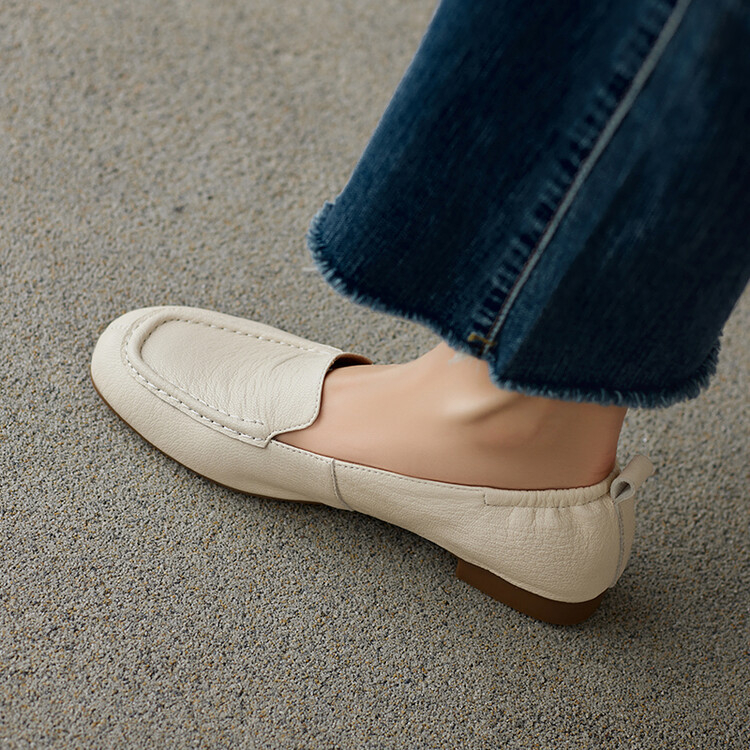 Loaferice od kože koze, izuzetno mek potplat, bijele kožne slip-on cipele, ravna potplata, retro stil bake