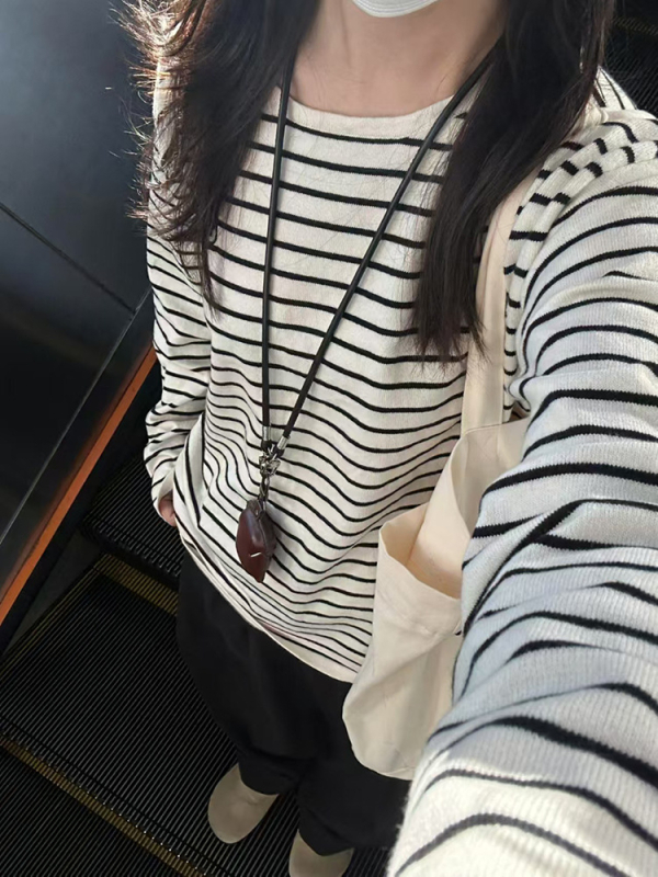 Ženski pamučni T-shirt s dugim rukavima, crno-bijele pruge, korejskog stila, opuštenog kroja