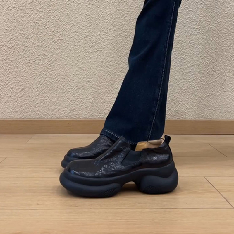 Ženske crne mokasine s debelim potplatom, britski retro stil, slip-on cipele za svakodnevnu upotrebu