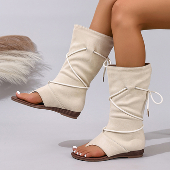 Ženske sandale s klinastim potpeticama, preklopljenim trakama i plisiranim detaljem, udobne ljetne slip-on cipele