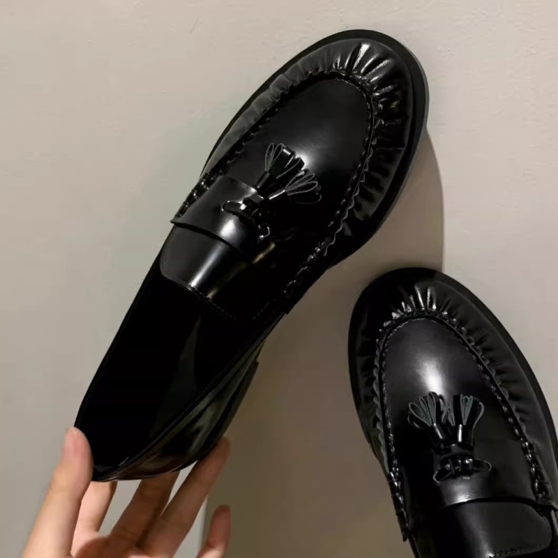 Ženske retro loaferice s resicama i plisiranim detaljima, britanski stil, slip-on cipele