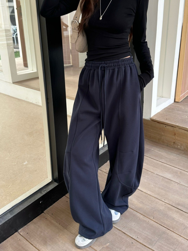 Ženske trenirke hlače u američkom stilu, s dekonstruiranim krojem, debelog flisa, širokog kroja, casual streetwear.