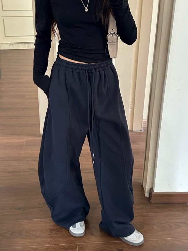 Ženske trenirke hlače u američkom stilu, s dekonstruiranim krojem, debelog flisa, širokog kroja, casual streetwear.