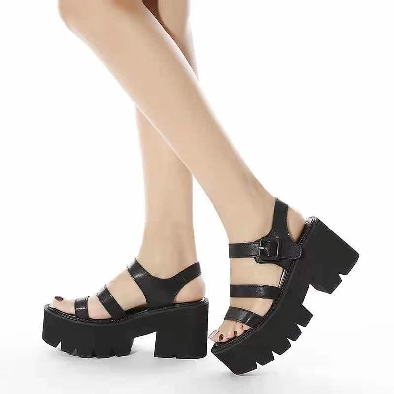 Crne ženske sandale od umjetne kože s debelim petom, casual stil, prst u obliku riblje usta, kopča i klipsa za prst, gumeni potplat