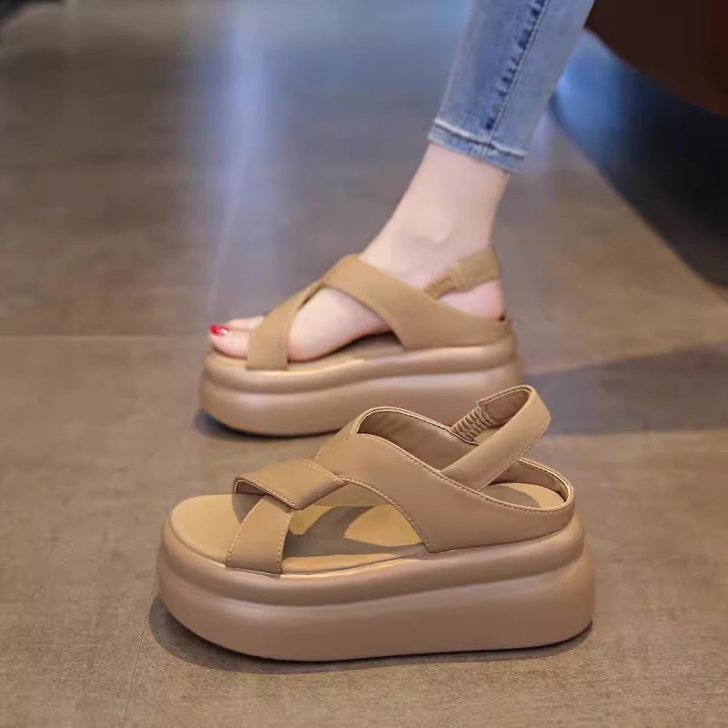 Ženske platforme sandale s debelim potplatama, povećavaju visinu, casual plažne sandale
