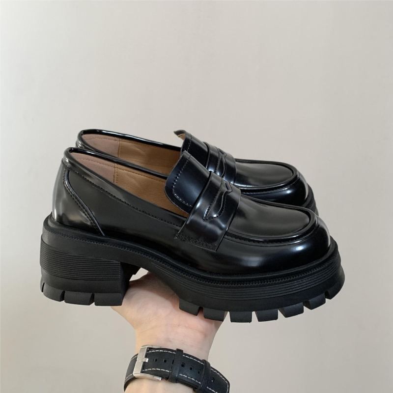 Smeđi ženski loaferi s debelim potplatom, retro britanski stil, PU gornji dio, zaobljen vrh, slip-on, za jesen i zimu