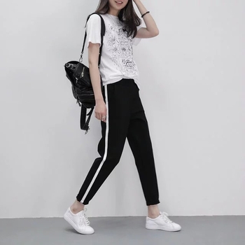 Ženske proljetno-ljetne hlače s elastičnim pojasom, ravni kroj, cropped dužine, casual stil