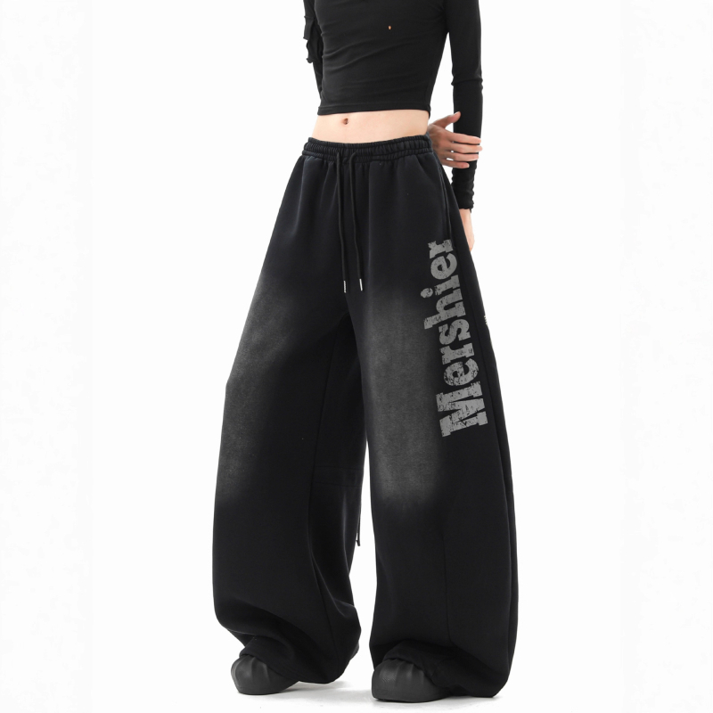 Crne jogger hlače s gradijentnim pranjem i vintidž tiskom slova, za žene, jesen, gradski retro stil, udoban, široke nogavice