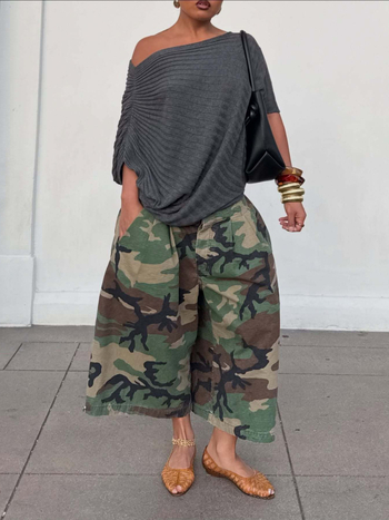M80827 Ženske kamuflažne cargo hlače, slobodnog kroja, širokih nogavica, svakodnevni streetwear, zapadni stil