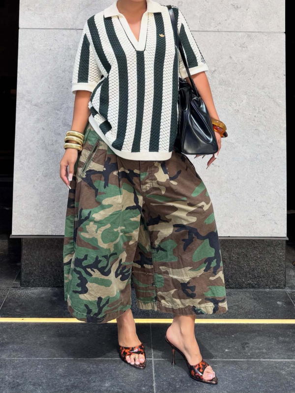 M80827 Ženske kamuflažne cargo hlače, slobodnog kroja, širokih nogavica, svakodnevni streetwear, zapadni stil
