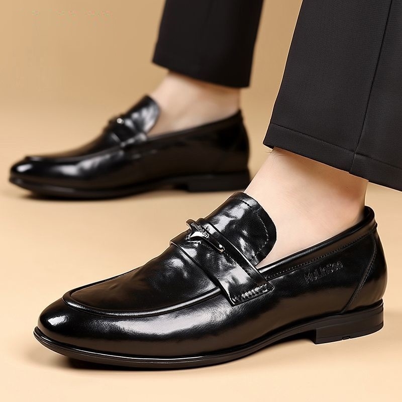 Muške kožne loaferice slip-on, poslovno casual stil, proljeće 2025