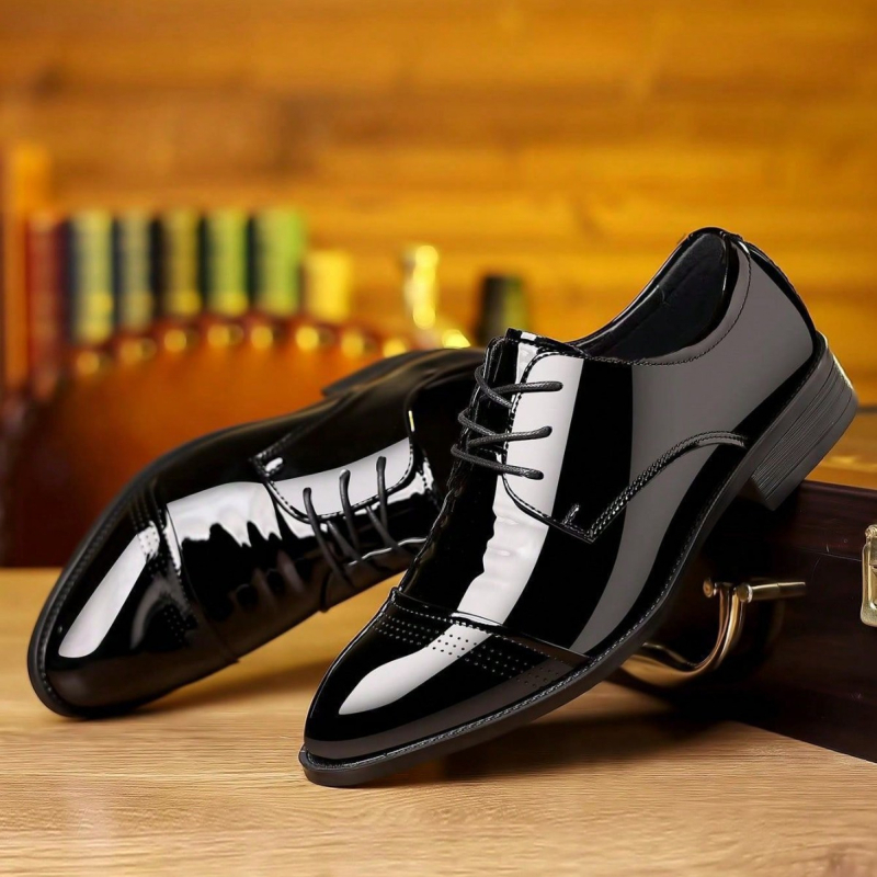 Nove muške kožne cipele poslovnog stila u britanskom duhu, otporne na habanje i klizanje, s oštrim nosom, slip-on