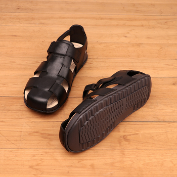 Sandale romane pentru bărbați, vară 2025, casual și versatile, piele naturală, respirante, ușoare, talpă moale, încălțăminte de plajă pentru exterior