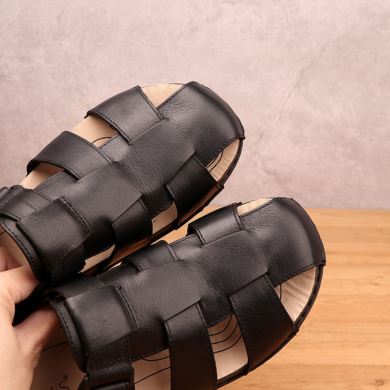 Sandale romane pentru bărbați, vară 2025, casual și versatile, piele naturală, respirante, ușoare, talpă moale, încălțăminte de plajă pentru exterior