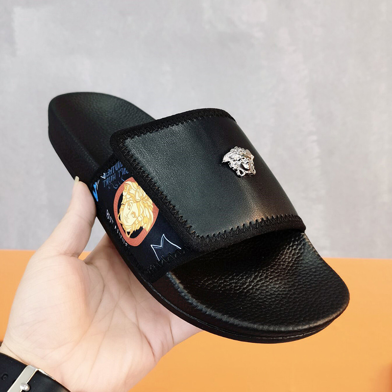 Muške ljetne sandale od kože s metalnim detaljem Meduza i Velcro zatvaračem, protuklizne za plažu