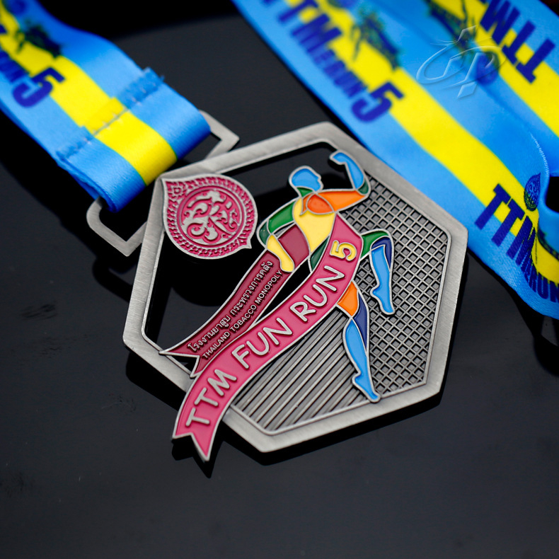Prilagođena metalna medalja za maraton, biciklizam i triatlon
