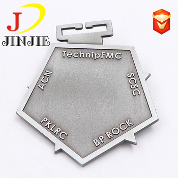 Maratonska medalja od cinkove legure, emajlirani završni sloj, prilagođeno logo