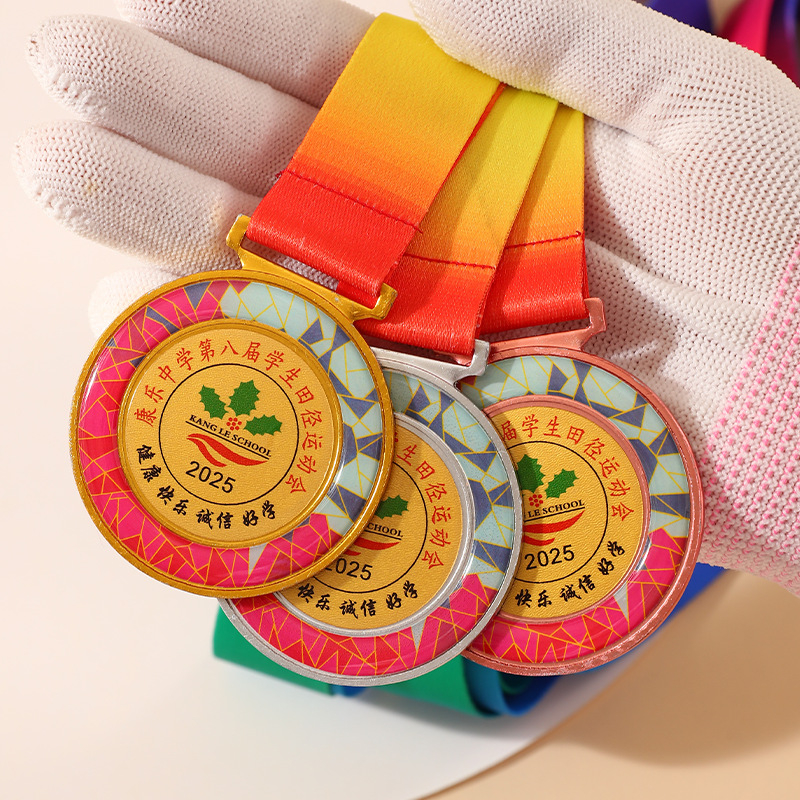 Prilagođene metalne medalje za školska sportska natjecanja, spomen-medalje od cinkovog legura sa bojom završne obrade