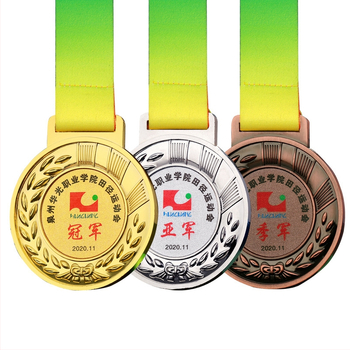 Prilagođena medalja s pozlaćenom folijom za sportske događaje, plaketa maratonske medalje, metalna medalja