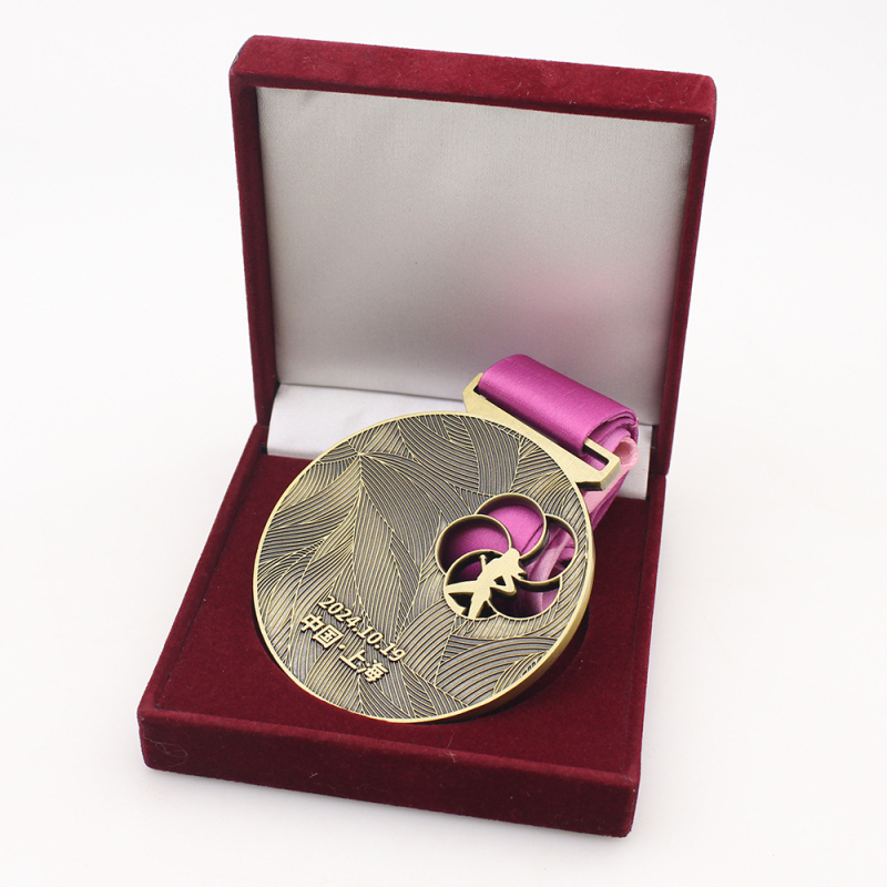 Maratonska medalja od cinkove legure s emajliranim premazom, prilagodljiva, s uzicom za nošenje