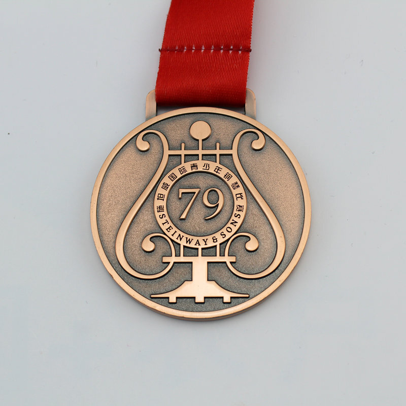 Ugravirana metalna medalja za maraton – plaketa od cinkovog legura, prilagodljiva