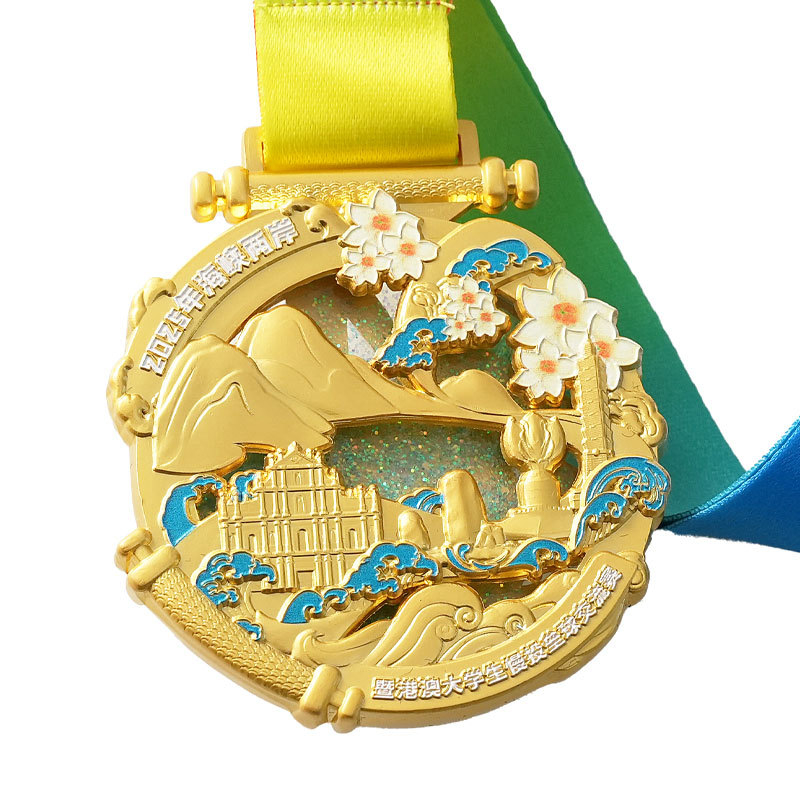 Prilagođena metalna medalja za školska sportška natjecanja – maraton, košarka i penjanje, memorijal događaja