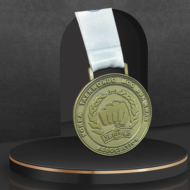 Prilagođene taekwondo medalje za prvo do treće mjesto, natjecanje Sanda, metalne medalje za sportski događaj s plaketom za izlaganje