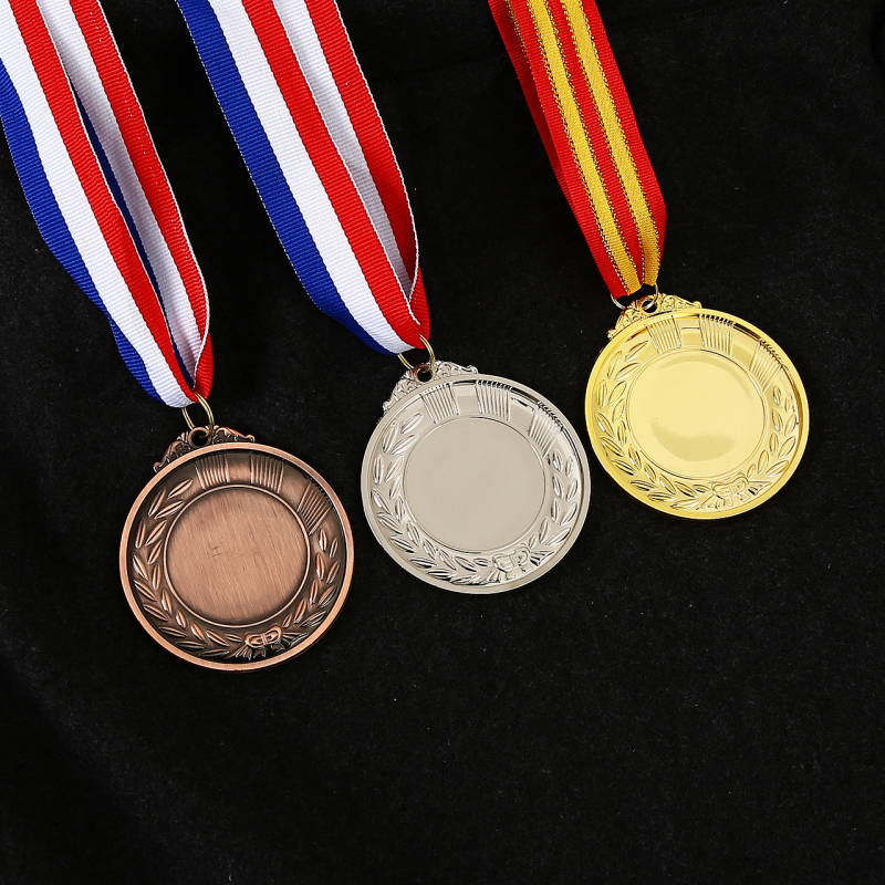 Prilagođene prazne metalne medalje za maratone, medalje s klasom pšenice i školska sportska natjecanja