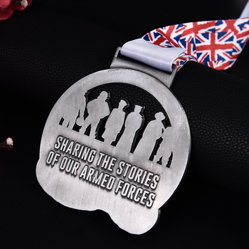 Metalna medalja za maraton – prilagodljiva, s kreativnim dizajnom za školske sportske događaje