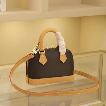 Nova bijela trobojna ženska torbica, moderna i stylish, torba za ruku s oblikom školjke, svestrana crossbody torba