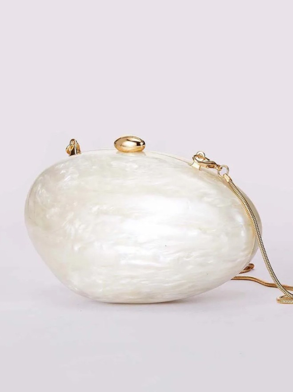 Ovalna akrilna clutch torbica u obliku školjke, jednofarbna, elegantna večernja torba.