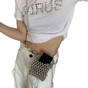 Crossbody torba s perlama, metalno srebrna, ručno pletene perle, džep za ruž, novčanik i ključeve
