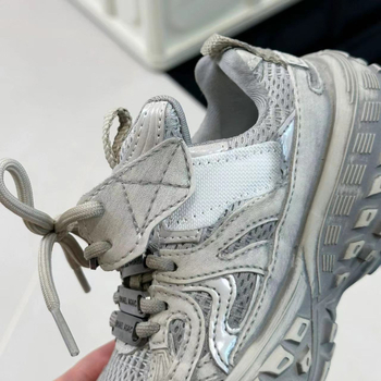 Dječje tenisice s gumom na potplatu, distressed dizajn, mrežasti gornji dio, mekana potplata, model 2025 proljeće–jesen, unisex, Velcro zatvarač