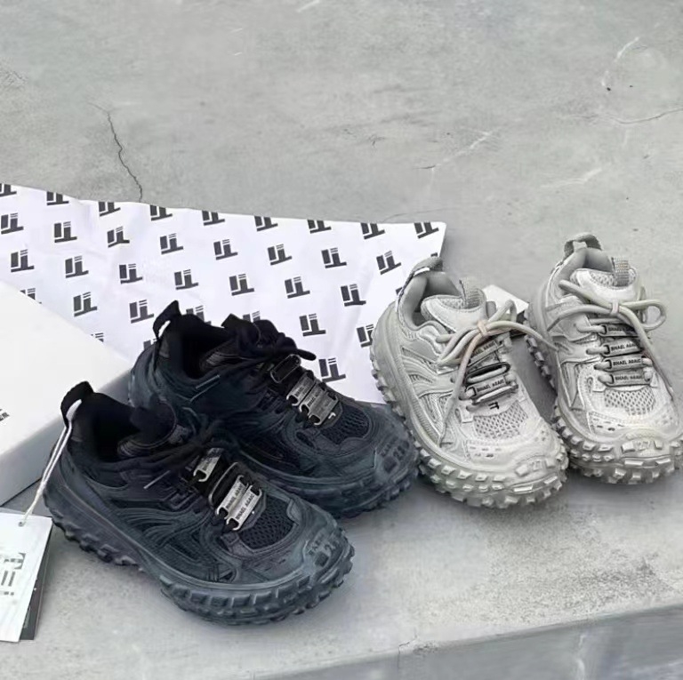 Dječje tenisice s gumom na potplatu, distressed dizajn, mrežasti gornji dio, mekana potplata, model 2025 proljeće–jesen, unisex, Velcro zatvarač