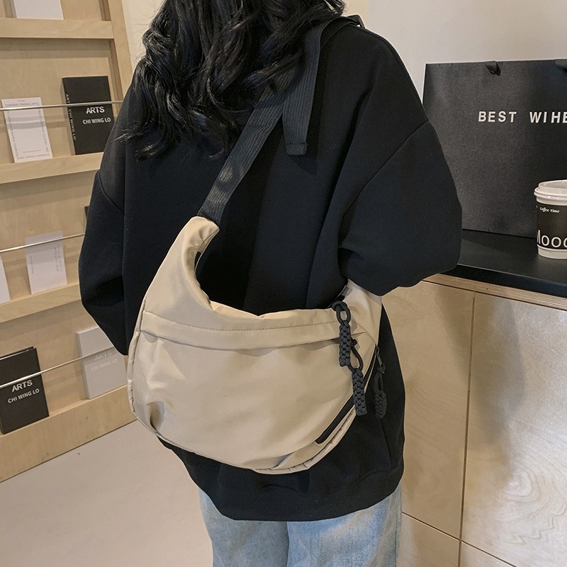 Torba preko ramena s prilagođenim logom u korejskom stilu, velika kapaciteta, unisex kampus crossbody, dumpling torba