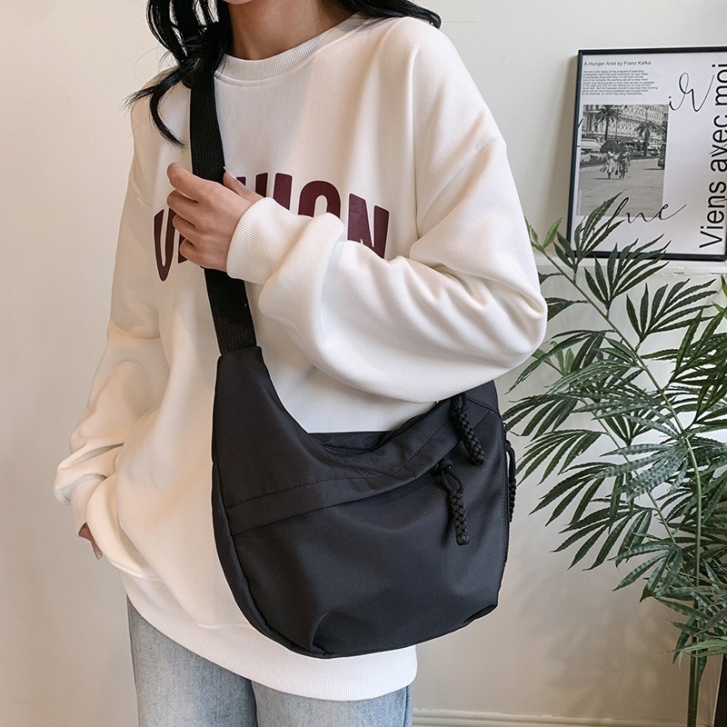 Torba preko ramena s prilagođenim logom u korejskom stilu, velika kapaciteta, unisex kampus crossbody, dumpling torba