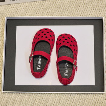 Dječje Mary Jane sandale za djevojčice, ljeto 2025, prorezan dizajn, kopča na Velcro, gumeni đon