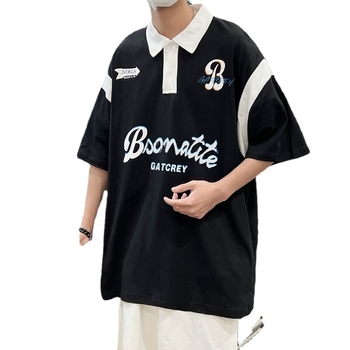 Muški polo s japanskim stilom i blok bojama, kratkih rukava, hip-hop otisak s riječima, opušteni fakultetski stil, prilagodljivo
