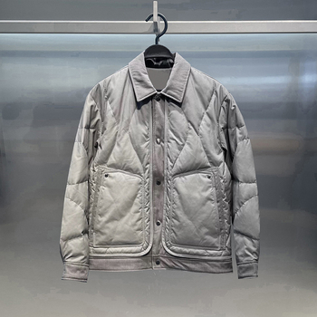 Оригинален дизайн, есен 2025, леко пухено яке с къс модел и яка от тип риза, патчворк детайли, за мъже