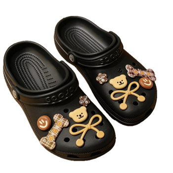 2026 novi dodaci za cipele – retro karirani uzorak, kopča u obliku kosti sa smiješnim licem, kompatibilno s Crocs