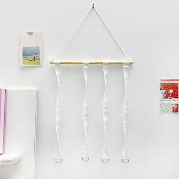 Organizator de accesorii pentru păr din lemn, montat pe perete, în stil nordic