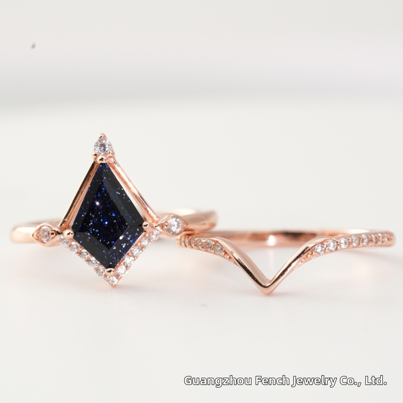 Prsten od srebra 925 s Bluesand kamenom, u obliku šarkanog dijamanta, 7×10 mm, za nošenje u slojevima